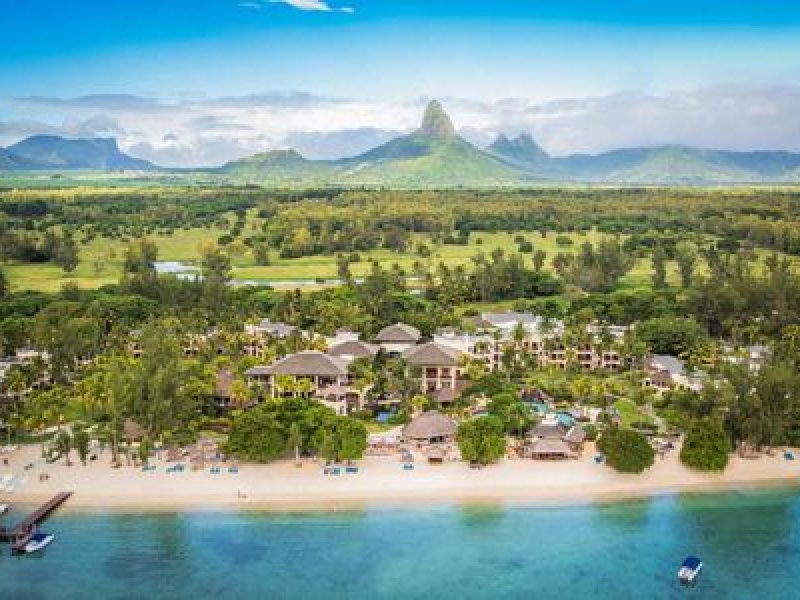 2095330 2095329 hilton mauritius