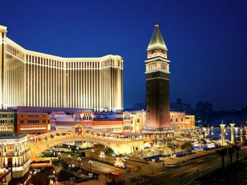 2082244 2082243 venetian